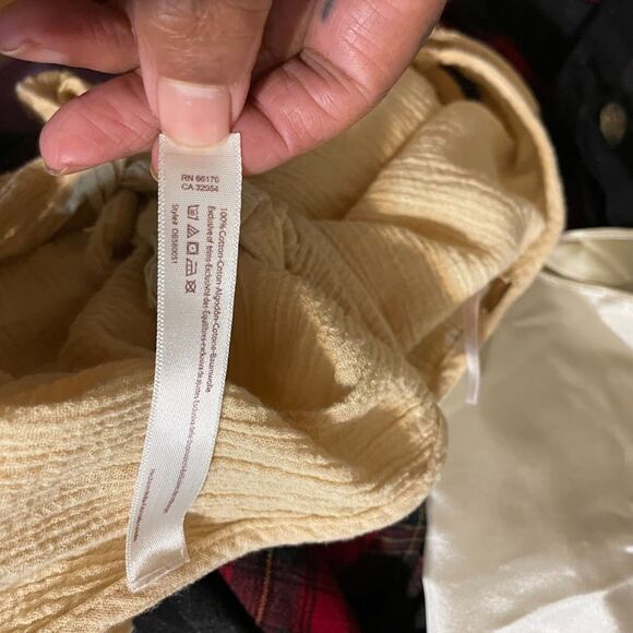 FREE PEOPLE Tie Shoulder Crop TOP Crinkle Gauze S - Picture 7 of 7